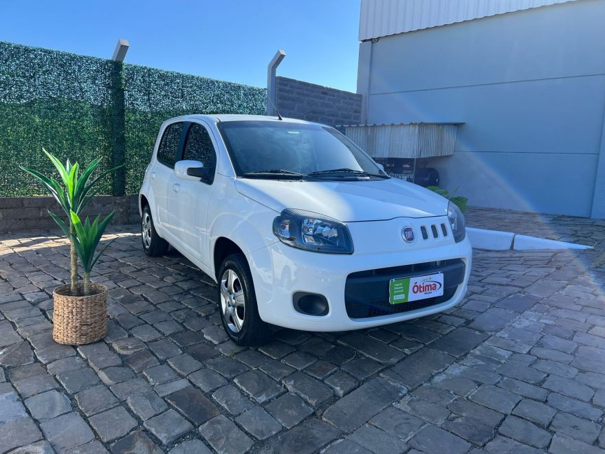 FIAT UNO VIVACE 1.0 2016