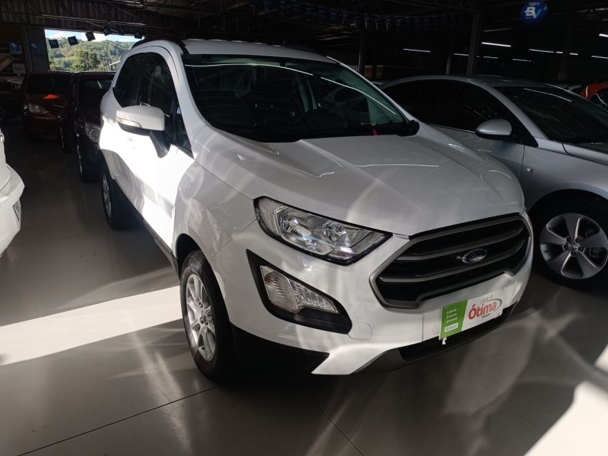 FORD ECOSPORT SE 1.5
