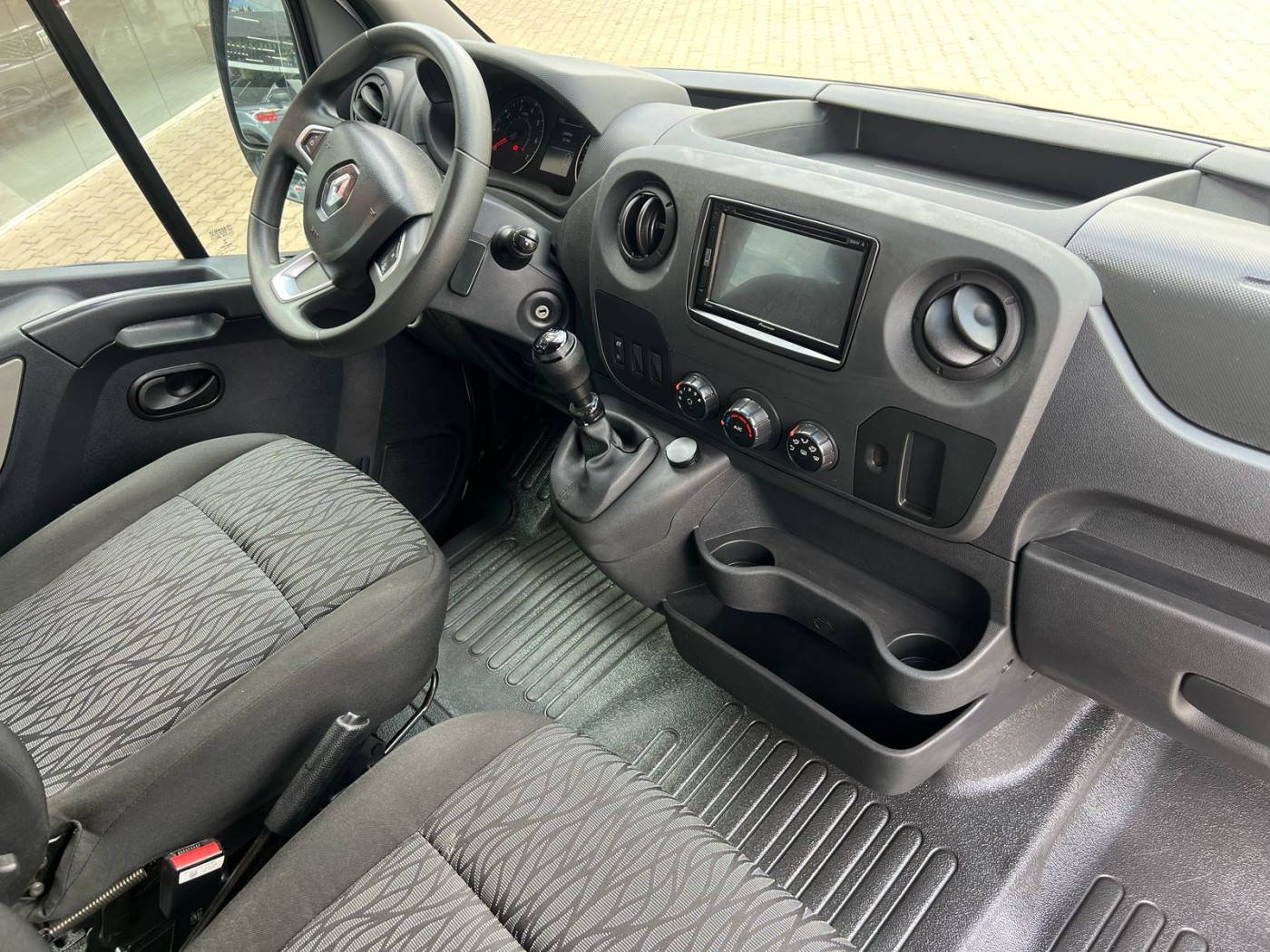 RENAULT MASTER EXTRA FURGÃO VITRE 2023 - Foto 4