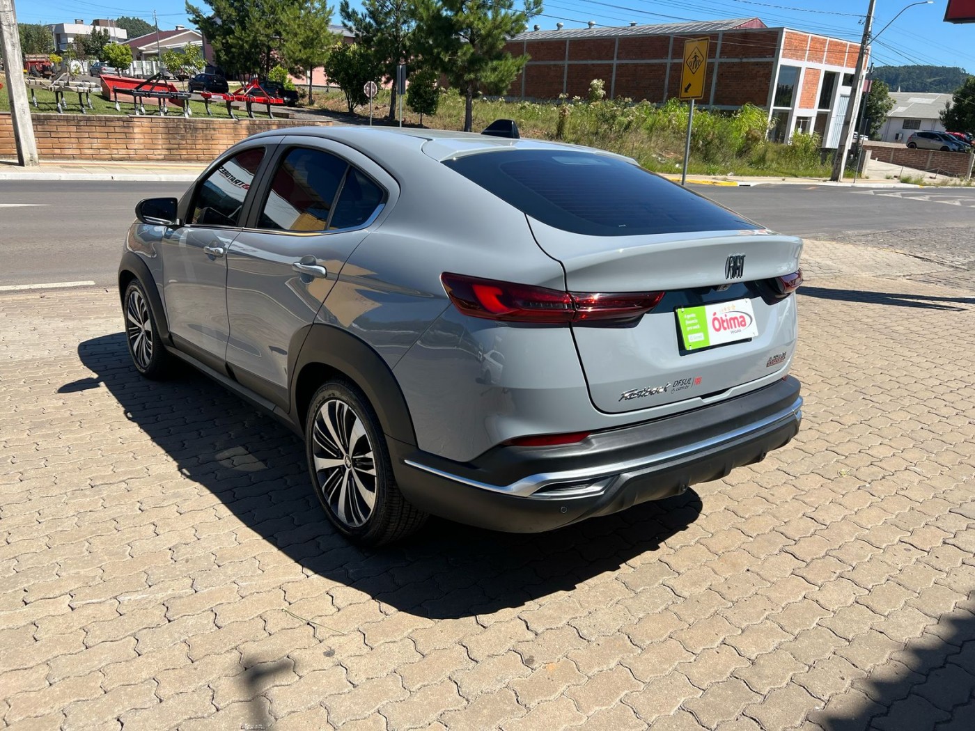FIAT FASTBACK AUDACE 2023 - Foto 13