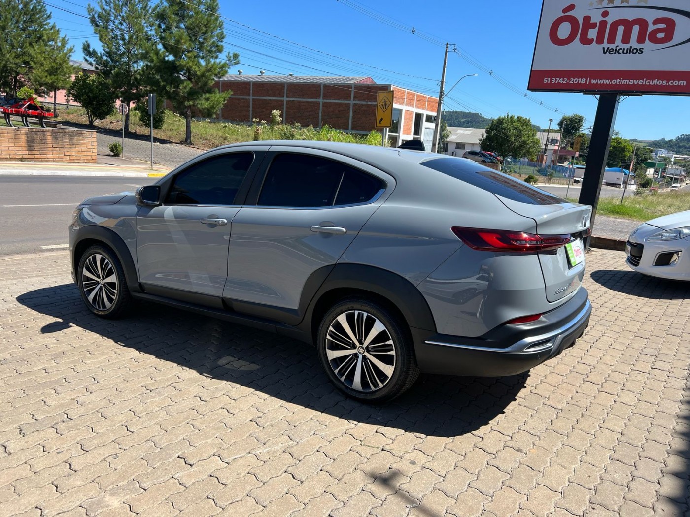 FIAT FASTBACK AUDACE 2023 - Foto 10