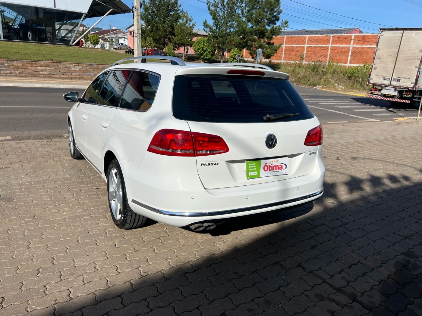 VW PASSAT VARIANT 2.0 - Foto 13