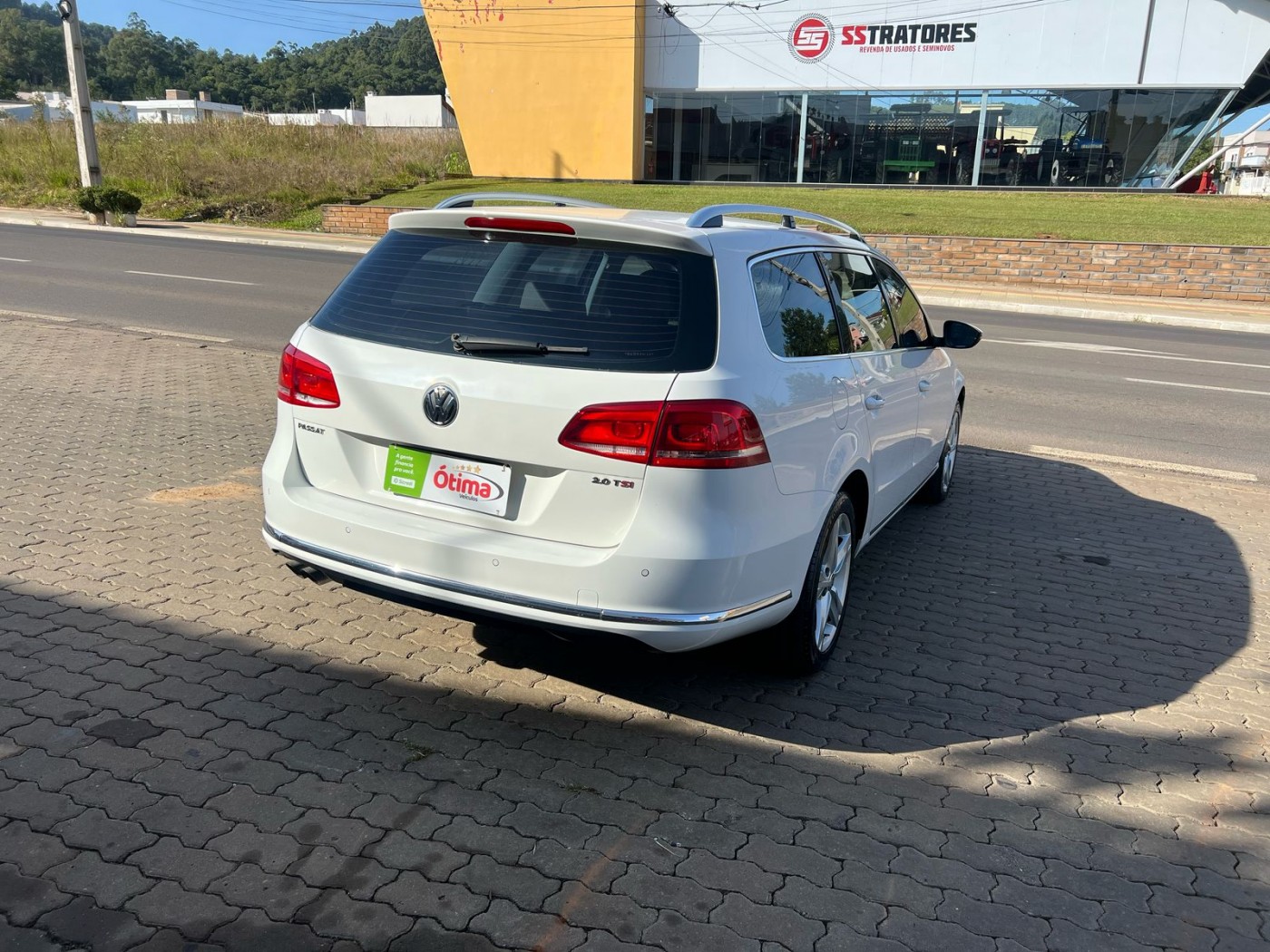 VW PASSAT VARIANT 2.0 - Foto 12