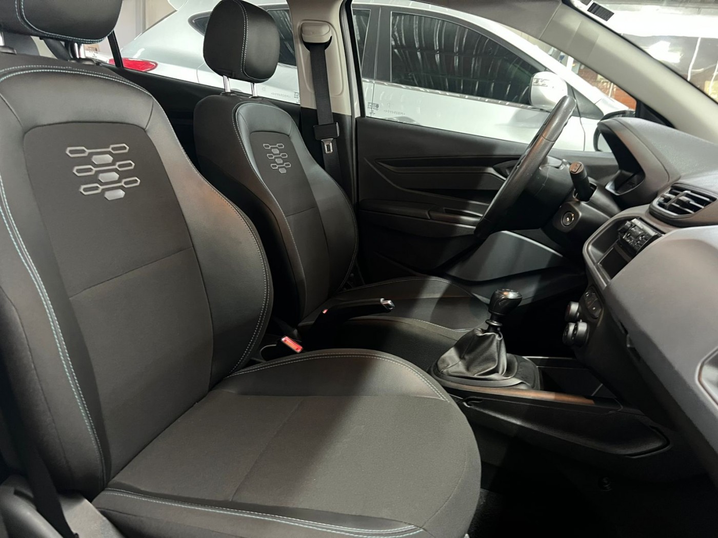 GM ONIX 1.0 JOY BLACK 2021 - Foto 4