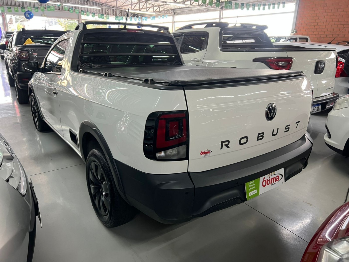 VW SAVEIRO ROBUST 1.6 CS 2024 - Foto 6