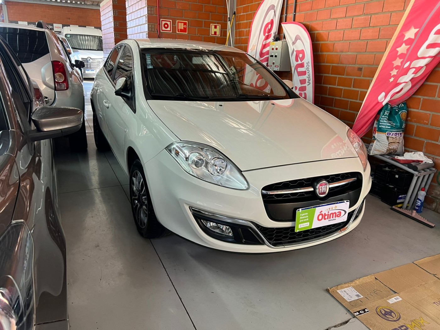 FIAT BRAVO ESSENCE 1.8 DUALOGIC 2016 - Foto 2