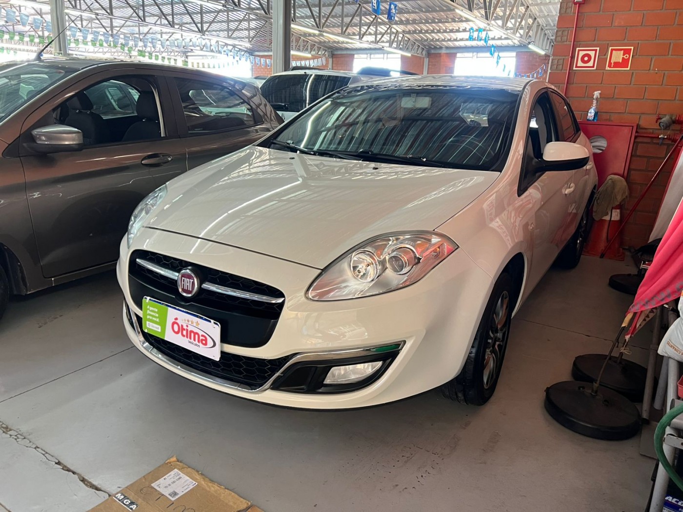 FIAT BRAVO ESSENCE 1.8 DUALOGIC 2016 - Foto 1