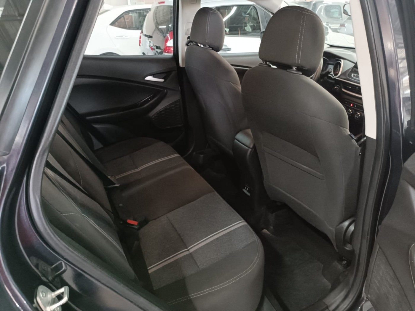 GM TRACKER LT 1.0 - Foto 6