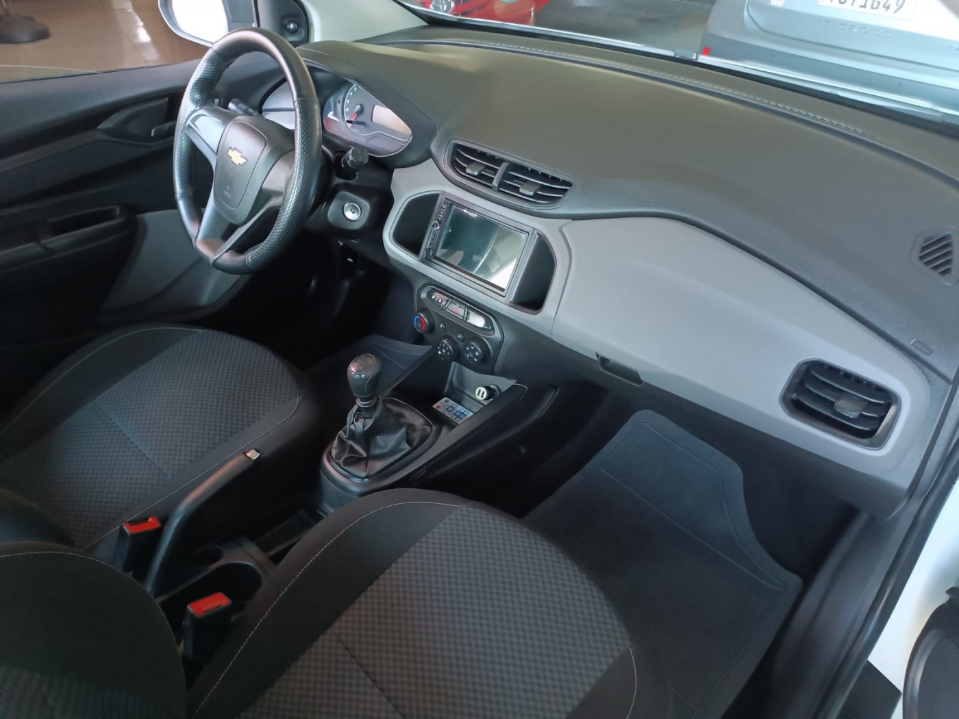 GM ONIX JOY 1.0 - Foto 4