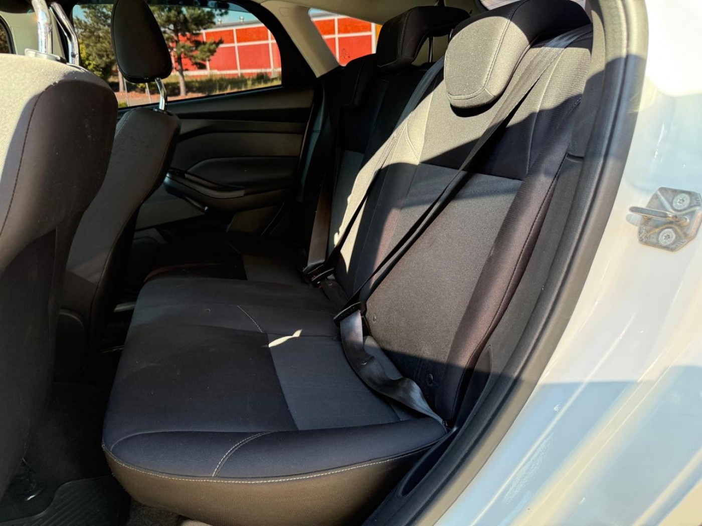 FORD FOCUS 1.6 SE MANUAL - Foto 5