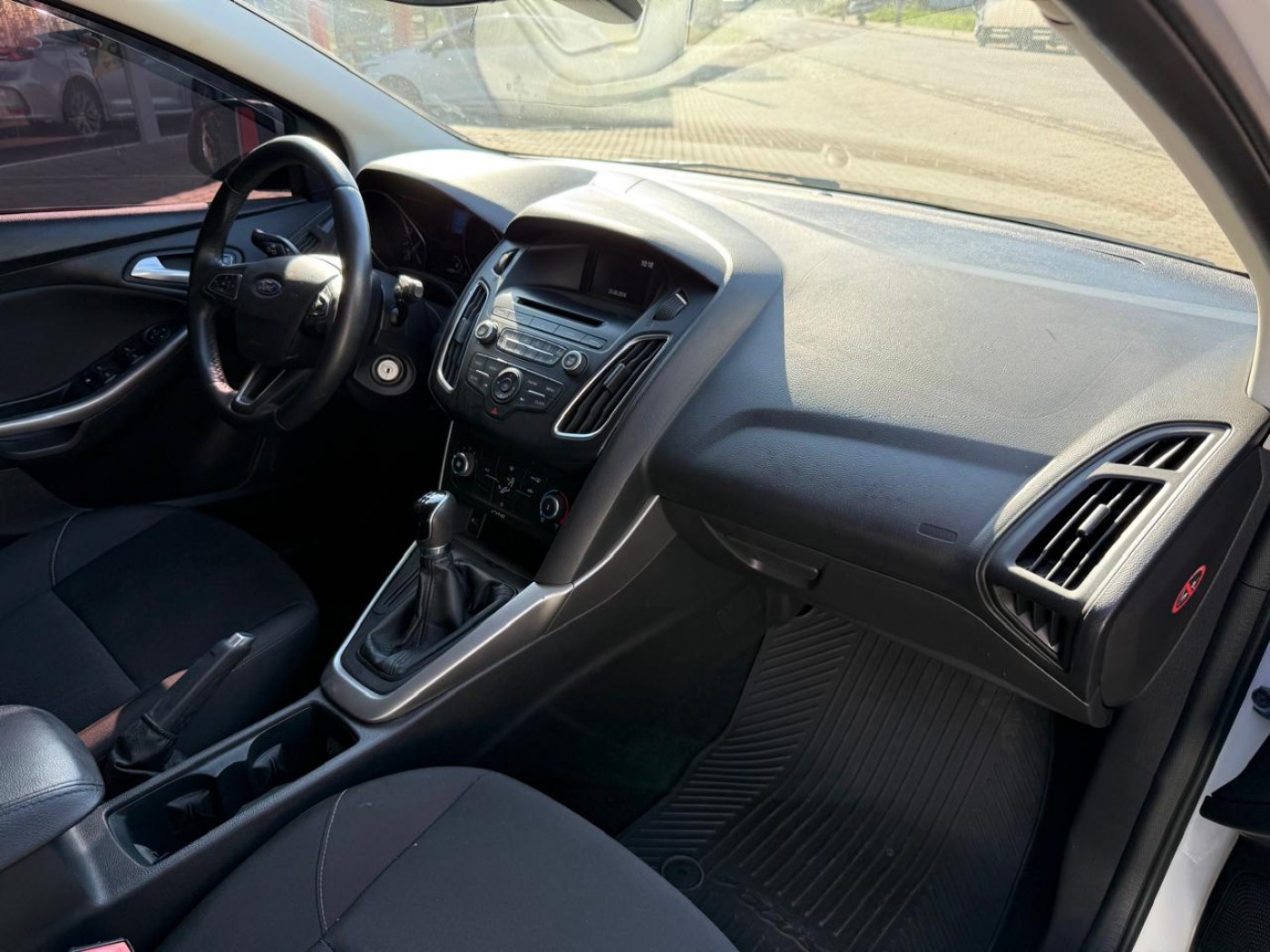 FORD FOCUS 1.6 SE MANUAL - Foto 4