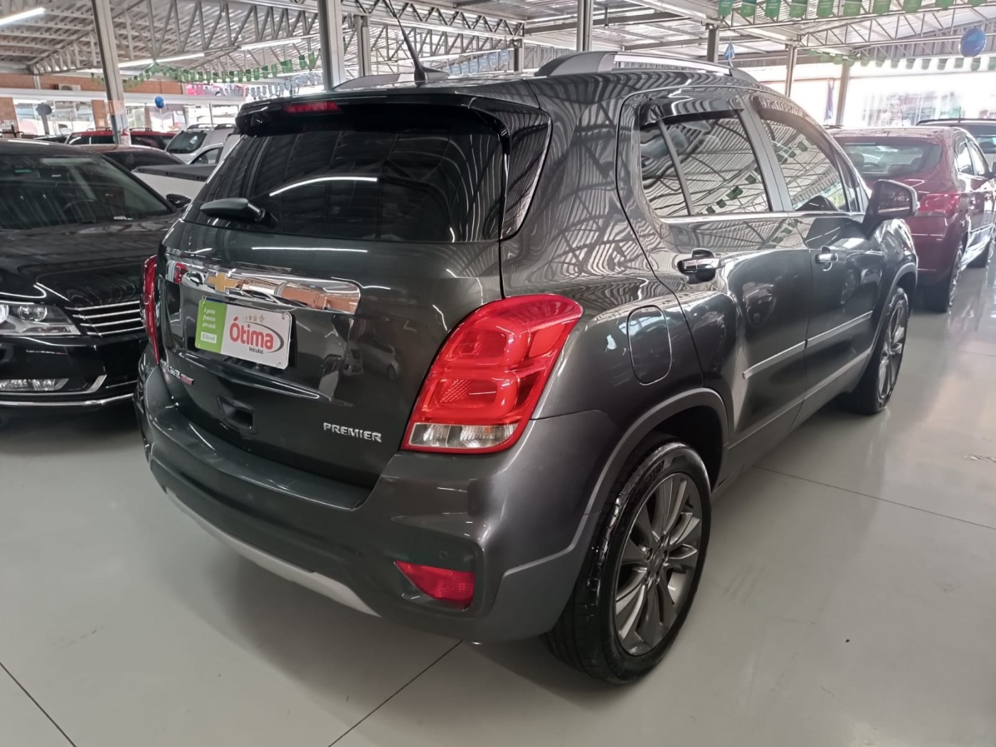 GM TRACKER PREMIER 1.4 TURBO - Foto 7