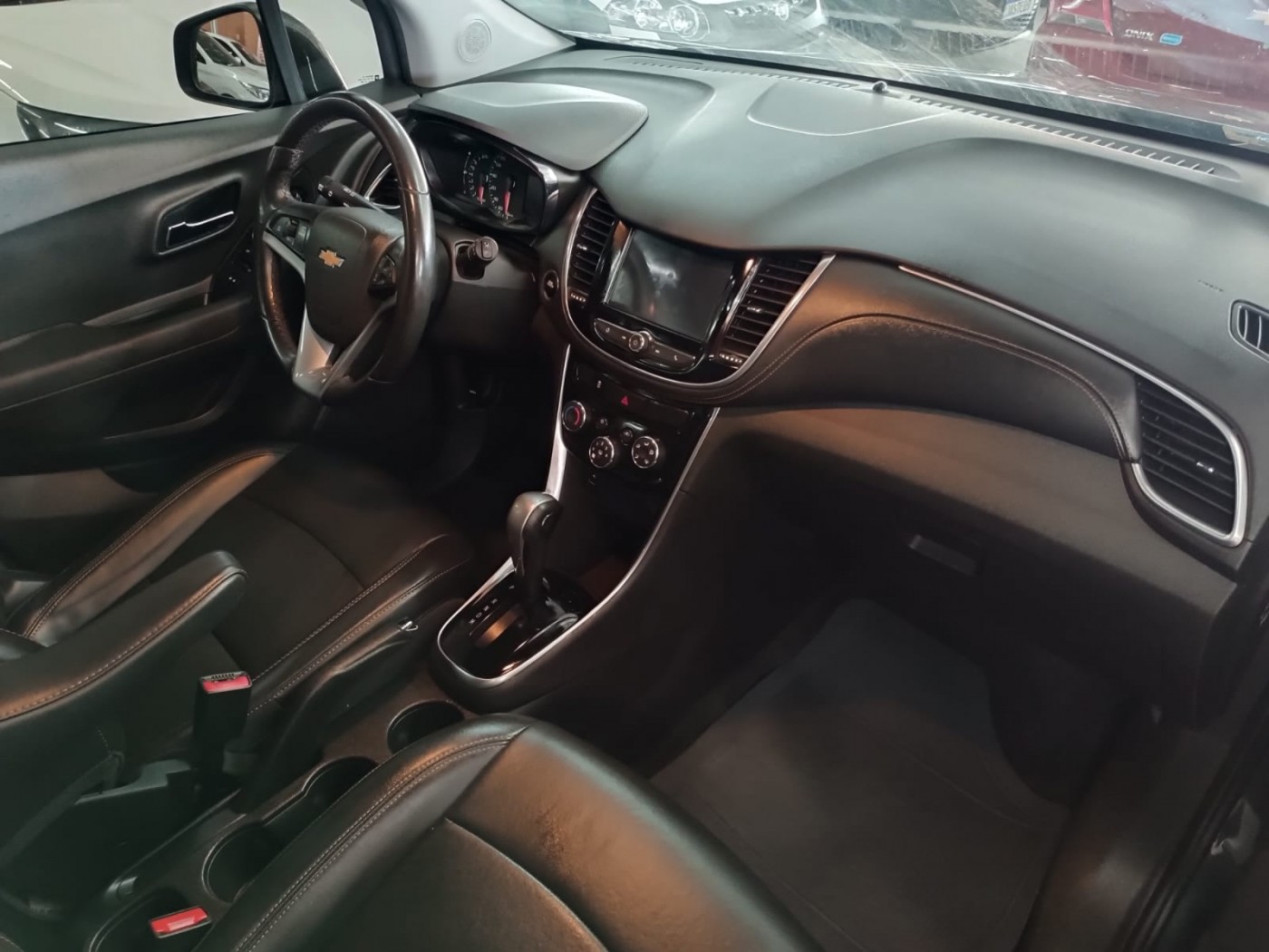 GM TRACKER PREMIER 1.4 TURBO - Foto 4