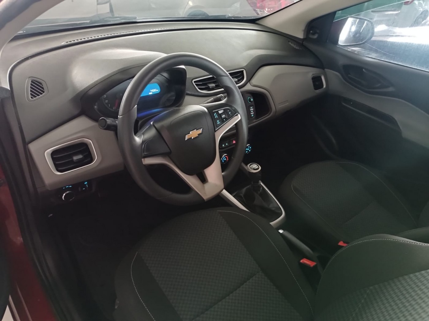 GM ONIX LT 1.4 - Foto 3