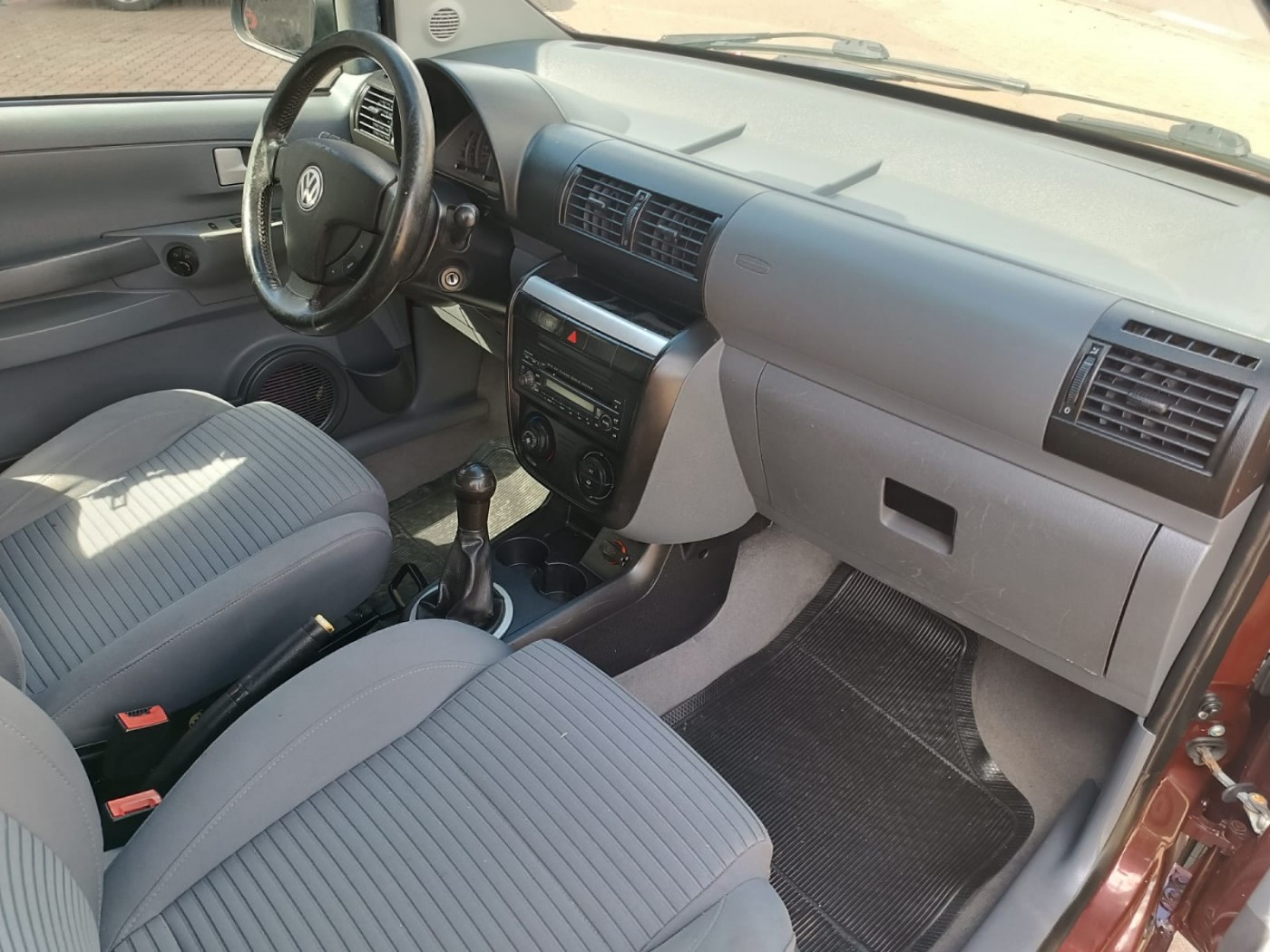 VW SPACEFOX COMFORT 1.6 - Foto 5