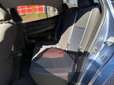 TOYOTA YARIS 1.5 XL LIVE AUTOMATICO - Foto 6